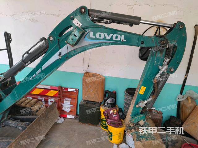 小臂整體右前(工作和回轉(zhuǎn)裝置) 小臂整體右前(工作和回轉(zhuǎn)裝置)