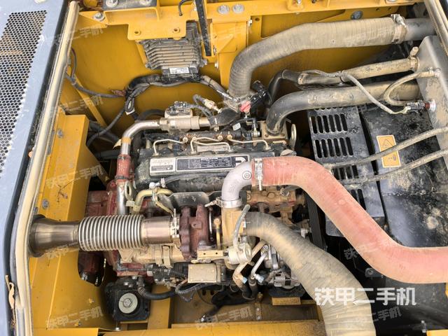 發(fā)動機(jī)室（上車部件）