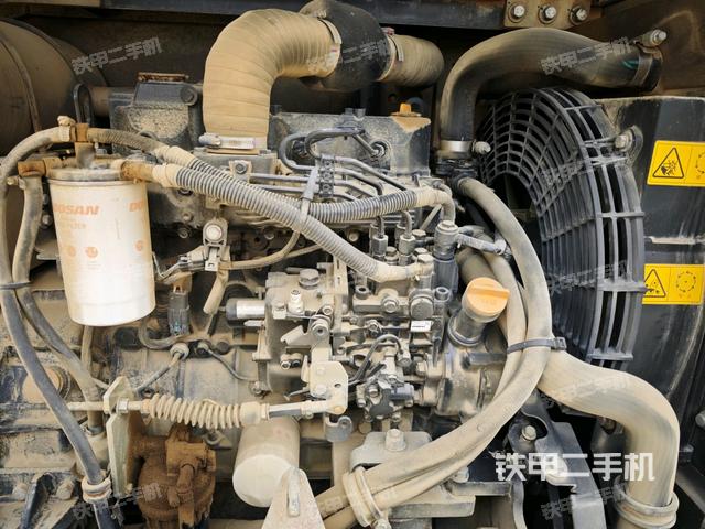 發(fā)動(dòng)機(jī)整體俯視（整機(jī)外觀）