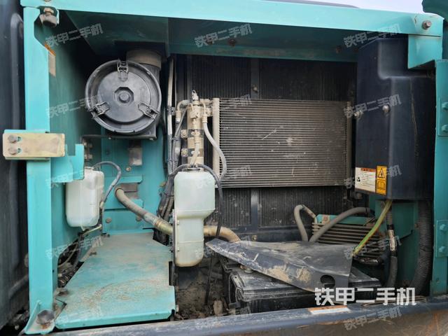 液壓泵斜45?左(大件艙室) 液壓泵斜45?左(大件艙室)