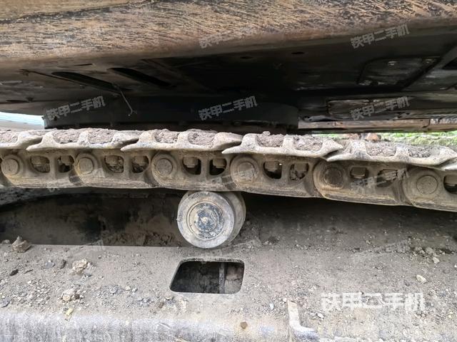 右側(cè)履帶整體（行走機(jī)構(gòu)）