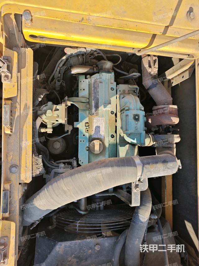 發(fā)動(dòng)機(jī)整體俯視（整機(jī)外觀）