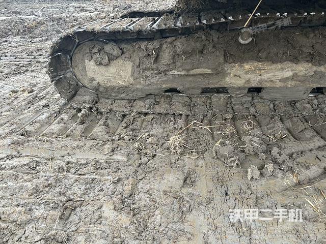 單側(cè)履帶整體（整機(jī)外觀）