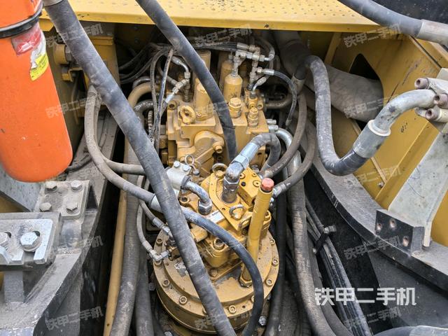 分配閥（上車部件）