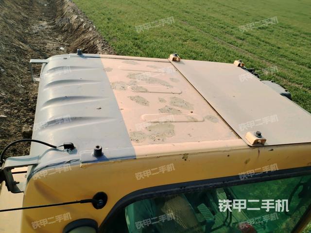 駕駛室頂部俯視(上車(chē)部件) 駕駛室頂部俯視(上車(chē)部件)