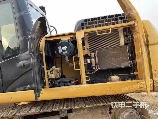 駕駛室頂部（整機(jī)外觀）