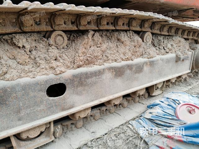 右导向轮(行走机构) 右导向轮(行走机构)