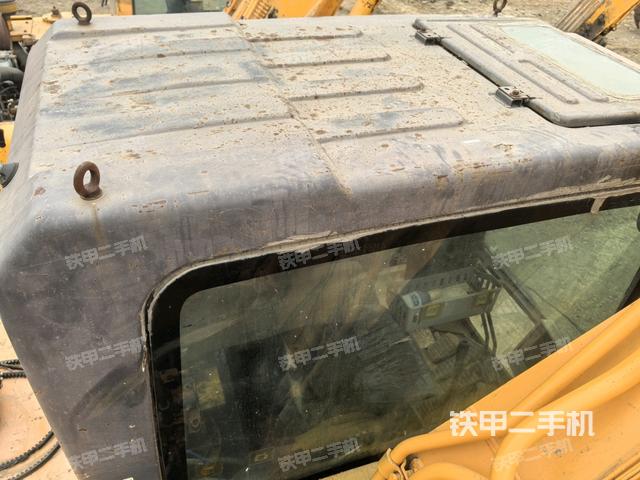 駕駛室頂部俯視（上車部件）