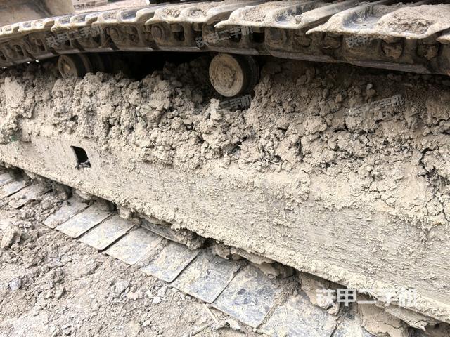 右側(cè)履帶整體（行走機(jī)構(gòu)）