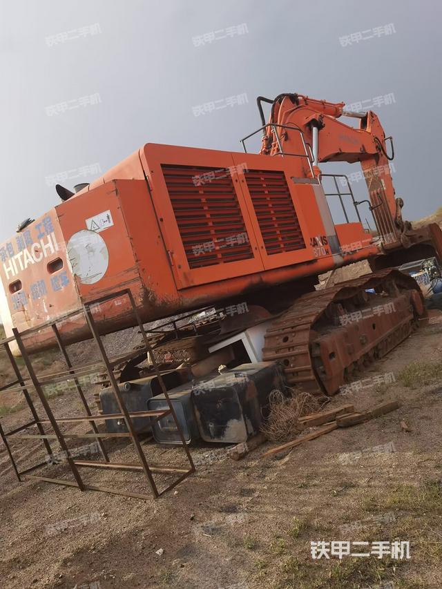 整機右后45°(整機外觀) 整機右后45°(整機外觀)