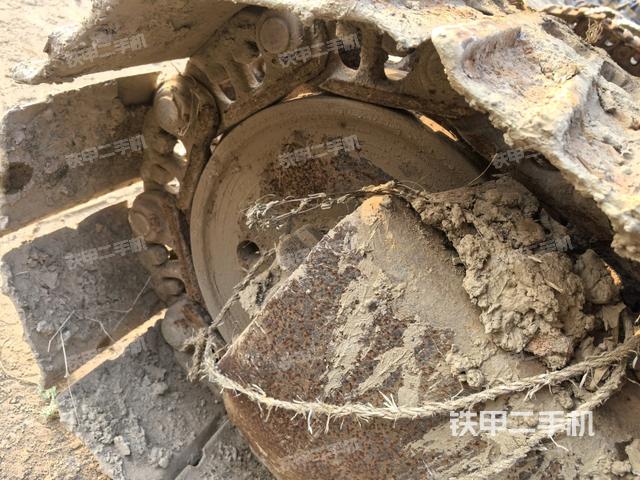 左驅(qū)動(dòng)輪（行走機(jī)構(gòu)）