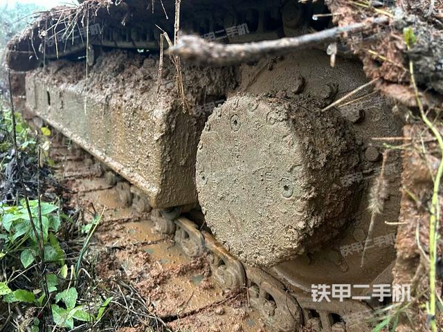 左導(dǎo)向輪(行走機(jī)構(gòu)) 左導(dǎo)向輪(行走機(jī)構(gòu))
