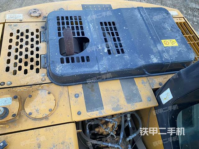 駕駛室頂部（整機(jī)外觀）