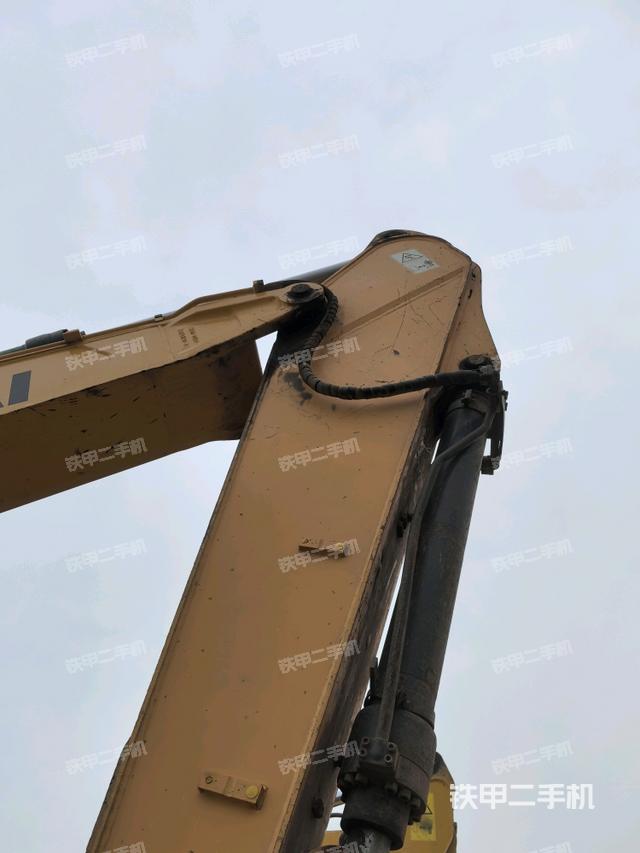 小臂整體左后（工作和回轉(zhuǎn)裝置）