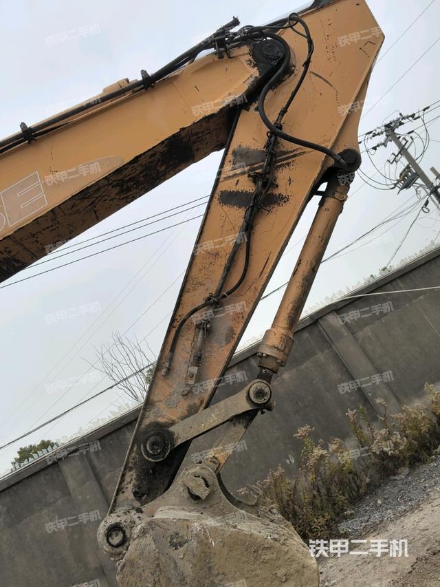 小臂整體左后（工作和回轉(zhuǎn)裝置）