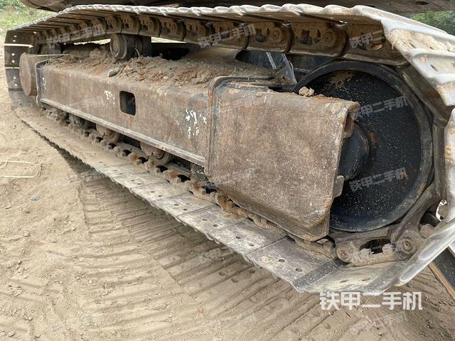 单侧履带整体（整机外观）