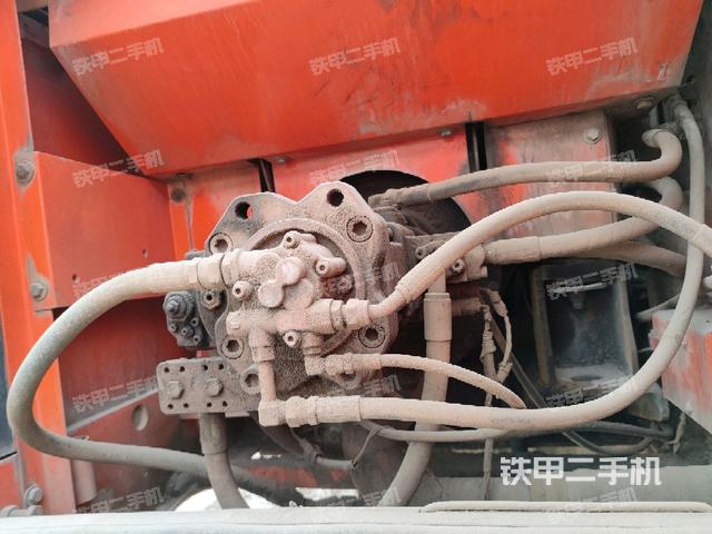 液压泵斜45 左(大件舱室) 液压泵斜45 左(大件舱室)