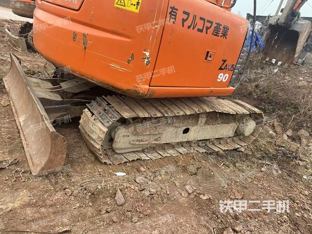右側(cè)履帶整體?(行走機(jī)構(gòu)) 右側(cè)履帶整體?(行走機(jī)構(gòu))