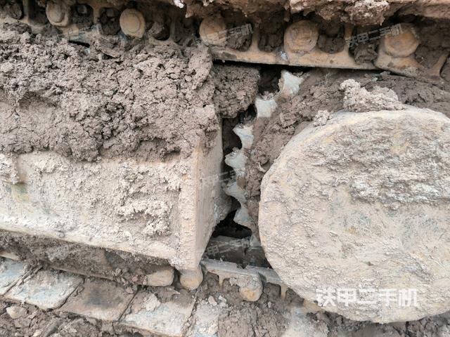 左驅(qū)動(dòng)輪（行走機(jī)構(gòu)）