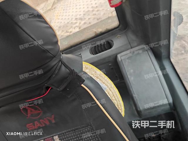 后窗玻璃角標(biāo)（駕駛室部分）