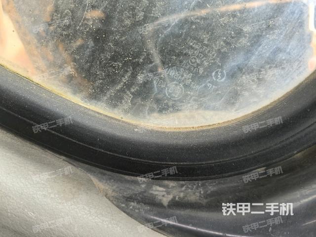 后窗玻璃角標(biāo)（駕駛室部分）