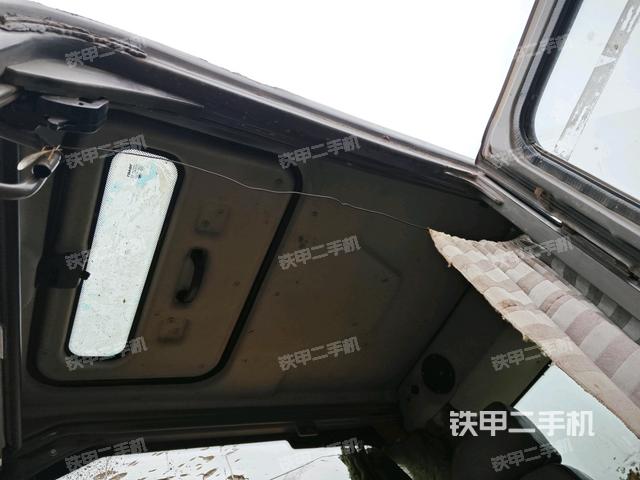 頂棚整體（駕駛室部分）