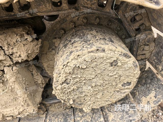 右側(cè)行走馬達(dá)蓋板（行走機(jī)構(gòu)）