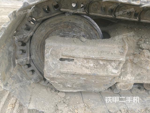 右側(cè)履帶整體（行走機(jī)構(gòu)）