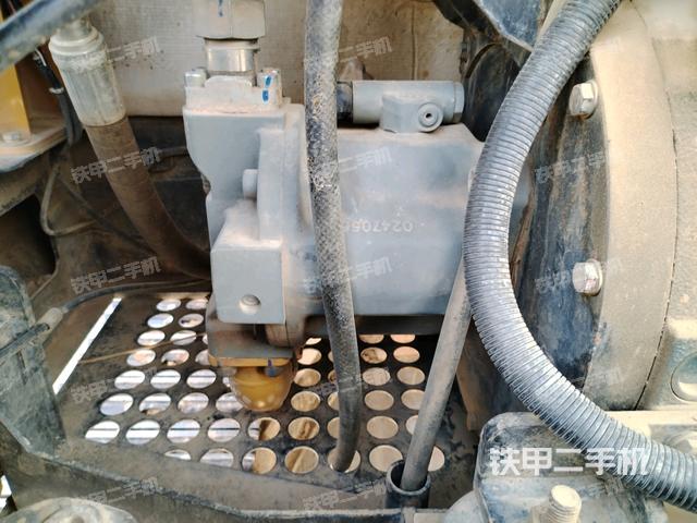 液壓泵室(大件艙室) 液壓泵室(大件艙室)