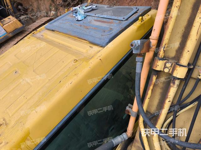 駕駛室頂部（整機(jī)外觀）