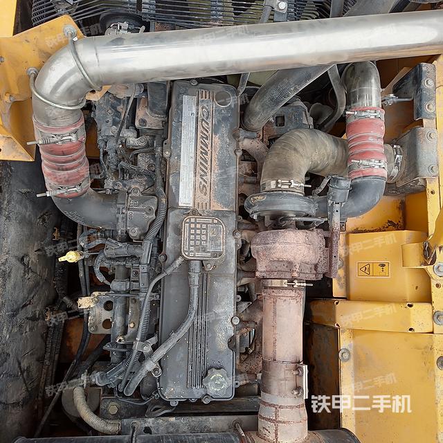 发动机整体俯视（整机外观）