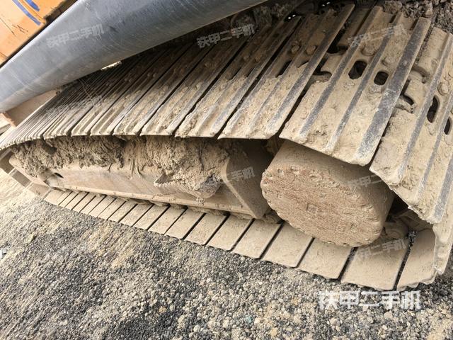 左側(cè)履帶整體?（行走機(jī)構(gòu)）