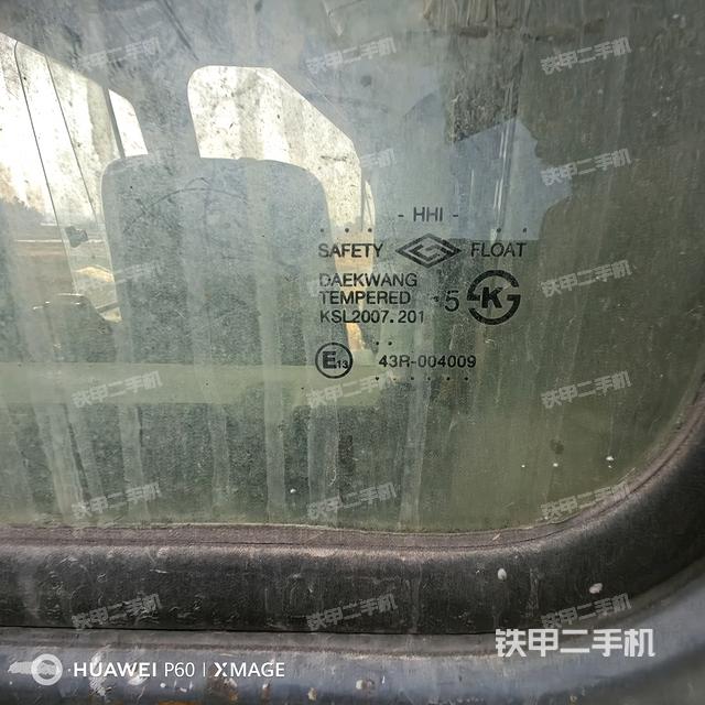 右側(cè)玻璃角標（駕駛室部分）