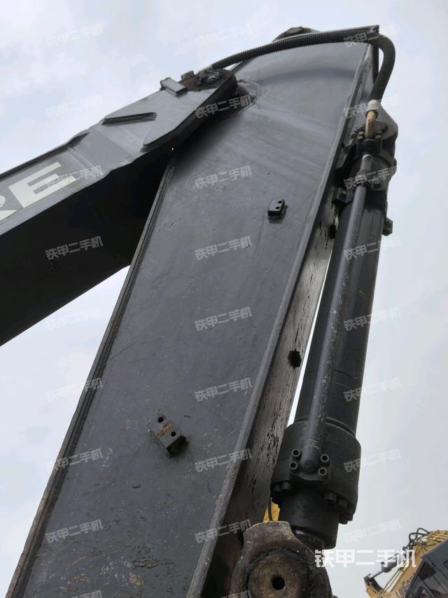 小臂整體左后（工作和回轉(zhuǎn)裝置）