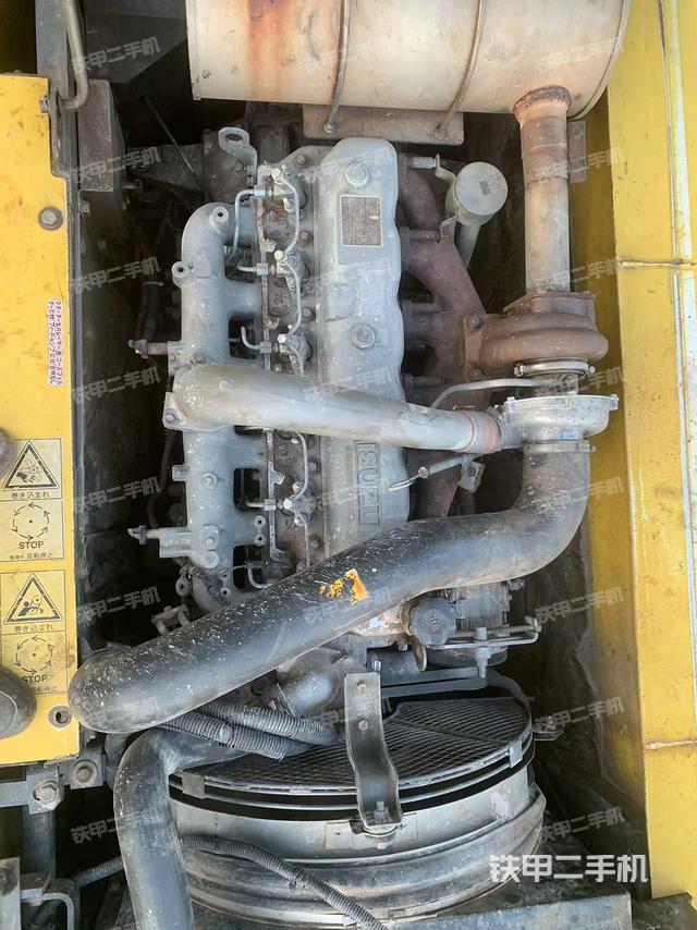 發(fā)動機(jī)整體俯視（整機(jī)外觀）