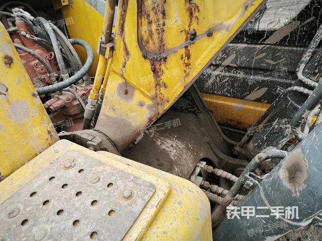 大臂根部?斜視（工作和回轉(zhuǎn)裝置）