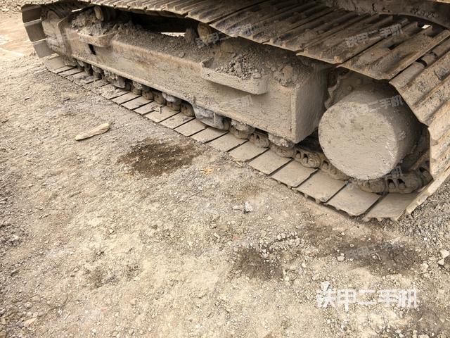 右側(cè)履帶整體（行走機(jī)構(gòu)）