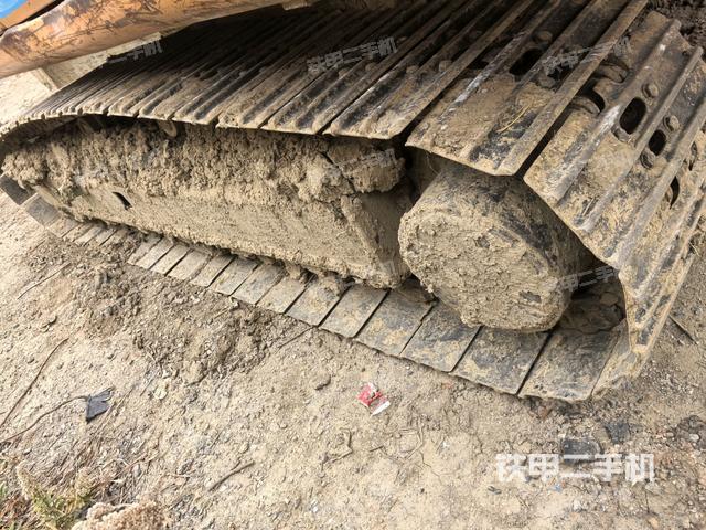 左側(cè)履帶整體?（行走機(jī)構(gòu)）