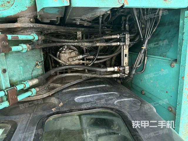 回轉(zhuǎn)馬達(dá)(上車(chē)部件) 回轉(zhuǎn)馬達(dá)(上車(chē)部件)