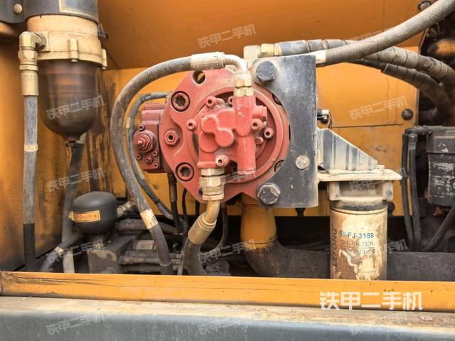 液壓泵室（大件艙室）