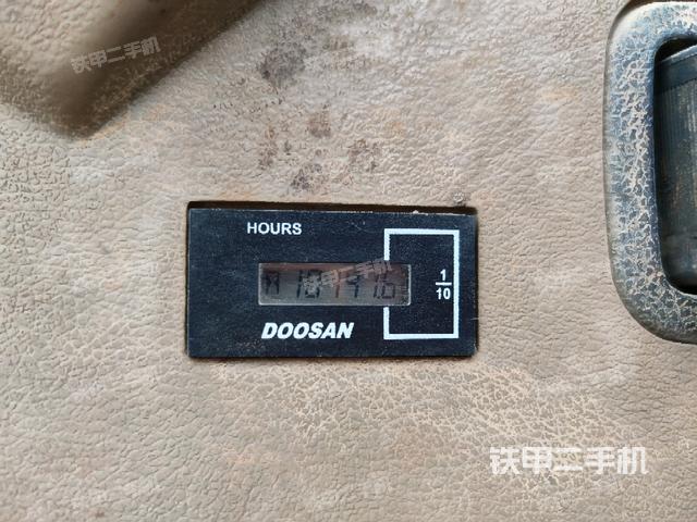 小时表(驾驶室部分) 小时表(驾驶室部分)