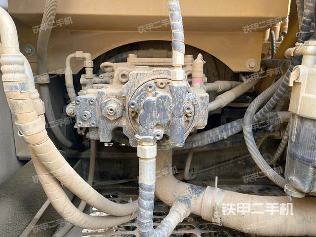 液壓泵室(大件艙室) 液壓泵室(大件艙室)