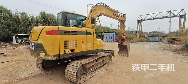 整机右后45°（整机外观）