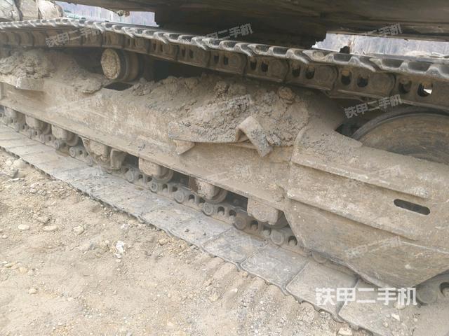 左側(cè)行走馬達(dá)蓋板（行走機(jī)構(gòu)）