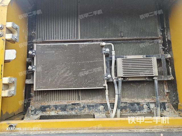 散熱器正面（大件艙室）