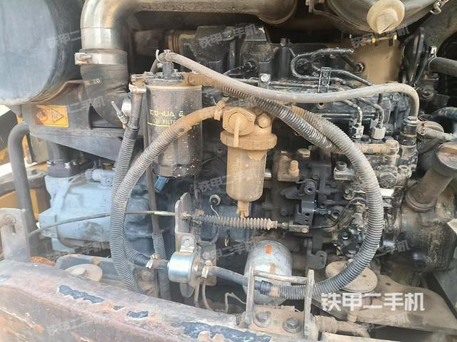 发动机整体俯视（整机外观）