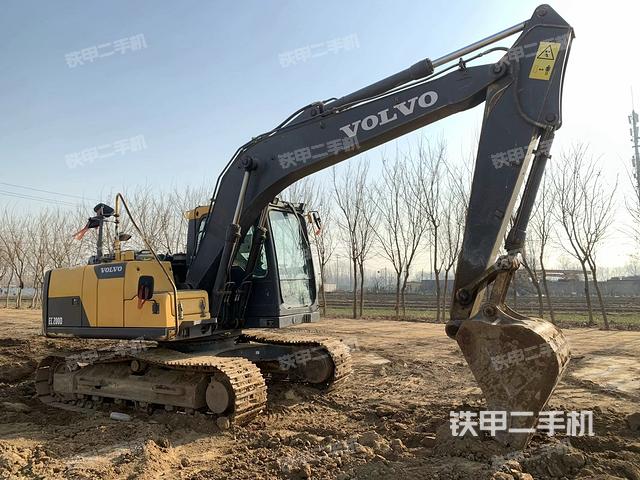 整機右后45°（整機外觀）