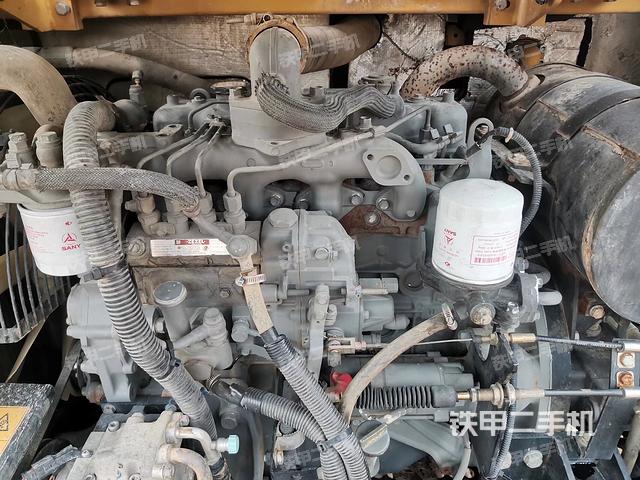 發(fā)動(dòng)機(jī)整體俯視(整機(jī)外觀) 發(fā)動(dòng)機(jī)整體俯視(整機(jī)外觀)