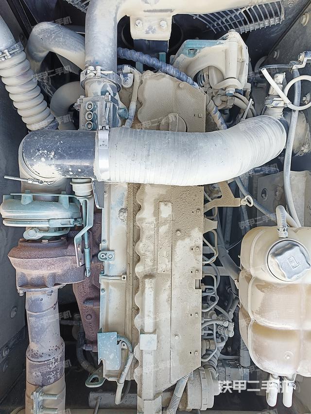 发动机整体俯视（整机外观）