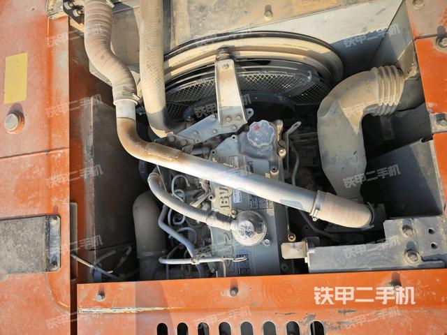 氣門室蓋螺絲特寫（上車部件）